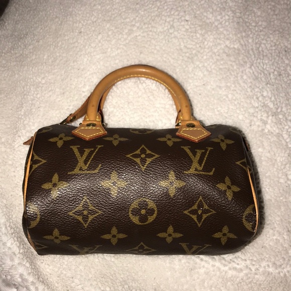 tiny louis vuitton bag